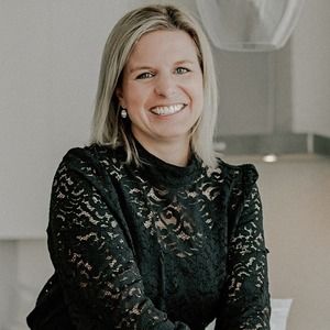 Meet your Posher, Annabel